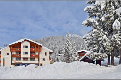 SM-ski-residence-front_w